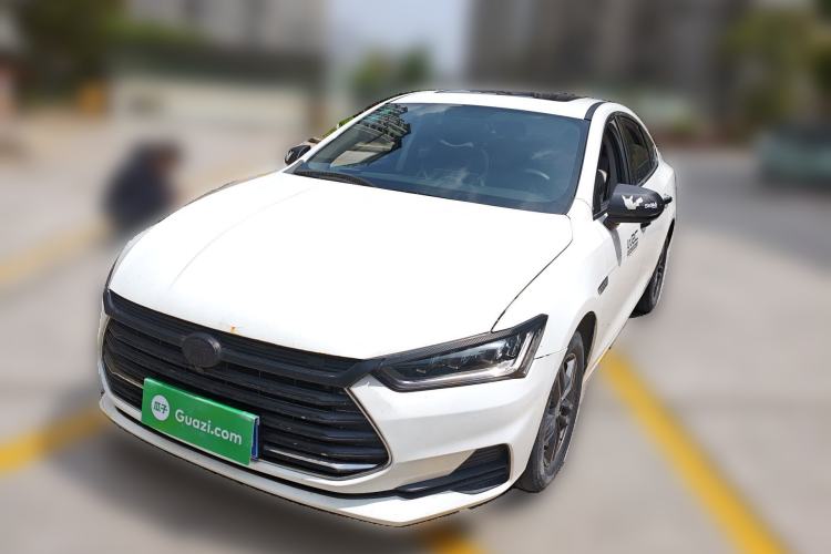 Used BYD Qin Pro 2019 Super Edition 1.5TI Automatic Smart Connect FENGSHANG Model China VI Standard