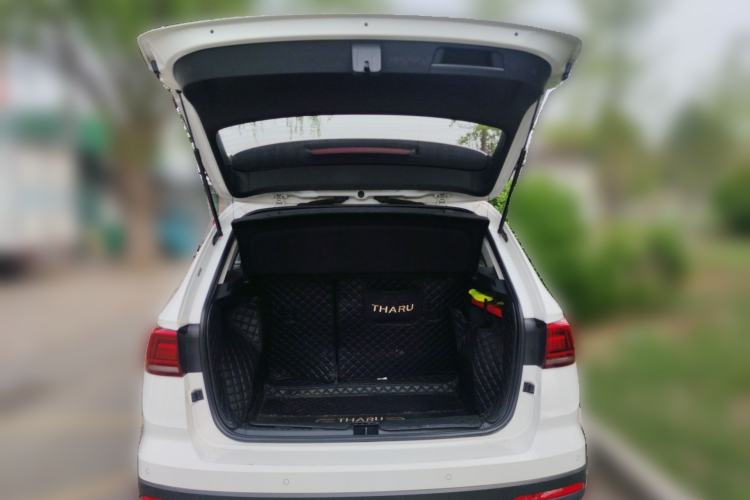 Used Volkswagen Tharu 2020 280TSI Two-Wheel Drive Luxury Edition China VI Standard Trunk