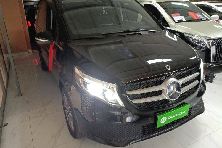 Used Mercedes-Benz V-Class 2021 V 260 Avantgarde Edition