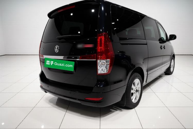 Used FORTHING Lingzhi PLUS 2021 Travel Edition 2.0L Manual Luxury 7-Seater
