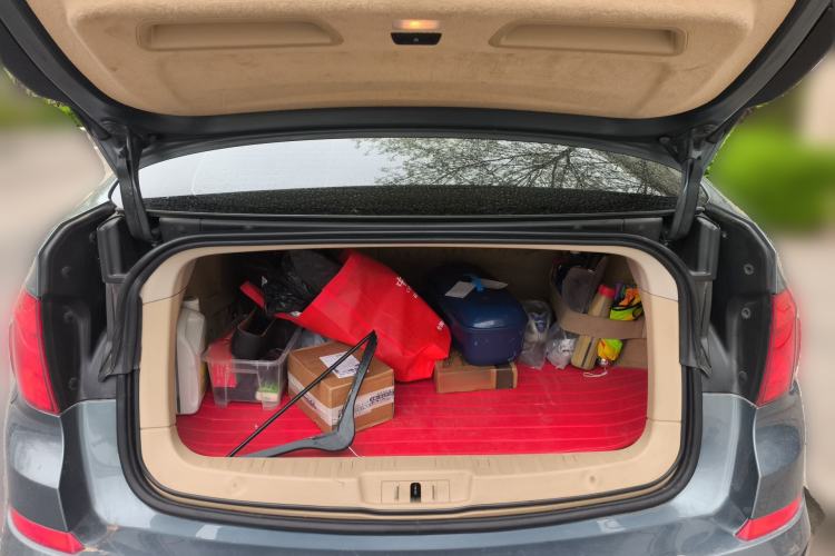 Used BMW 5 Series GT 2010 535i Luxury Edition Trunk