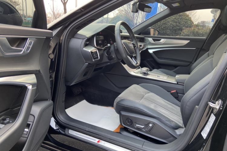 Used Audi A6L 2023 40 TFSI Luxury Dynamic Model
