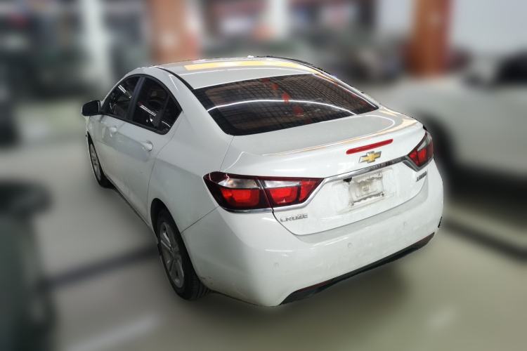 Used Chevrolet Cruze 2015 1.5L Automatic Fashion Navigation Edition Rear Left 45 Deg