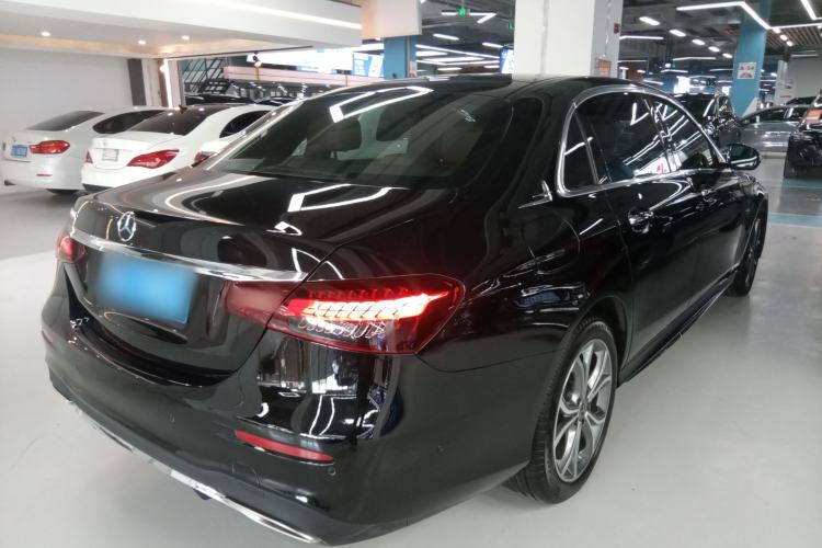 Used Mercedes-Benz E-Class 2021 Restyled E 300 L Sporty and Stylish Edition
