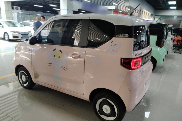 Used Wuling Hongguang MINIEV 2021 Macaron Premium Model – Lithium-NMC
