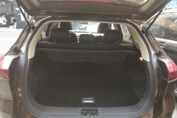 Used Geely Auto Emgrand X7 Sport 2018 1.8TD Automatic Two-Wheel Drive Zhiya Model
