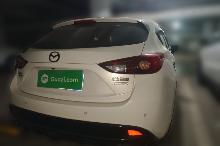 Used Mazda 3 Axela 2014 Hatchback 1.5L Automatic Luxury Model Rear