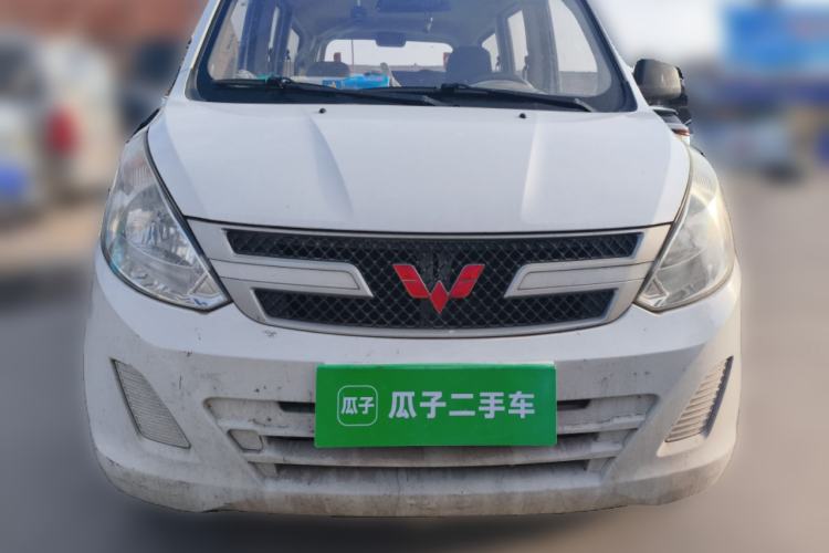 Used Wuling Rongguang V 2015 1.5L Base Version
