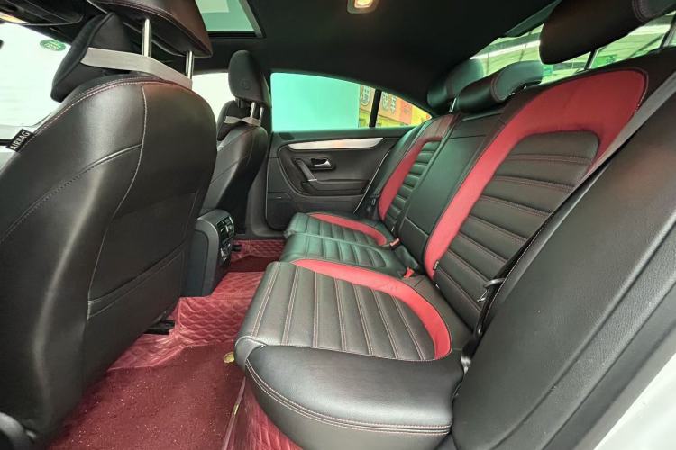 Used Volkswagen FAW-Volkswagen CC 2016 1.8TSI Luxury Model Interior 5