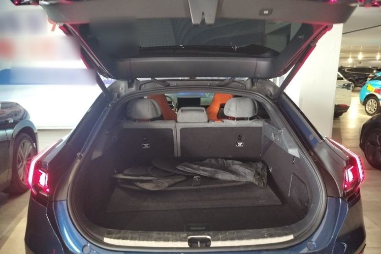 Used Zeekr 001 2023 YOU Edition 100 kWh Trunk