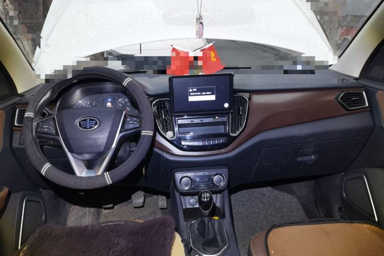 Used FAW Senya R7 2016 1.6L Manual Smart Version