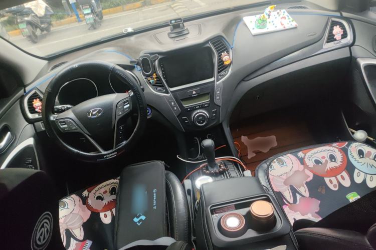 Used Hyundai Santa Fe 2013 2.4L Automatic Two-Wheel Drive Smart Version