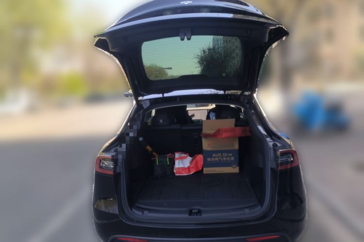 Used Tesla Model Y 2022 Rear-Wheel-Drive Version Trunk