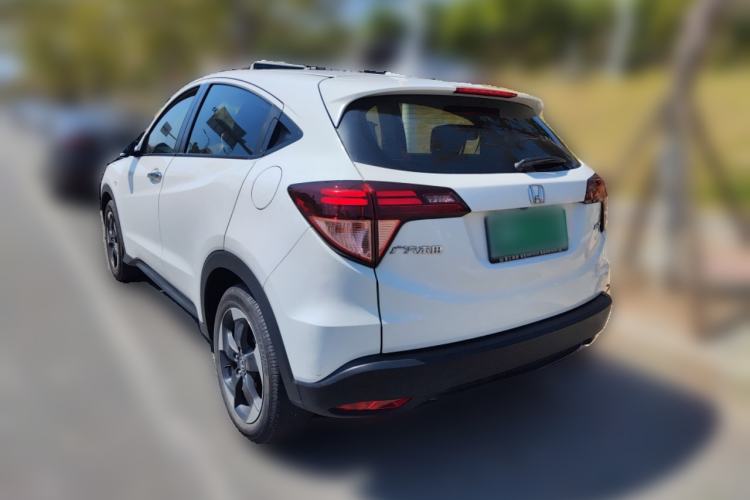 Used Honda Vezel 2017 1.8L CVT Front-Wheel Drive Pioneer Edition