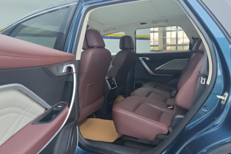 Used Geely Auto Jiajie New Energy 2022 1.5TD PHEV Platinum Comfort Edition
