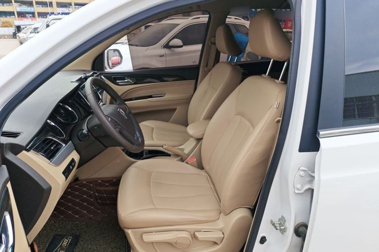 Used Baojun 730 2016 1.5L Manual Comfort Version 7 Seats China V Emission Standard