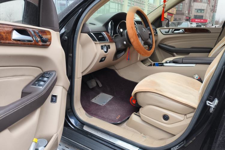 Used Mercedes-Benz M-Class 2012 ML 350 Sport Edition
