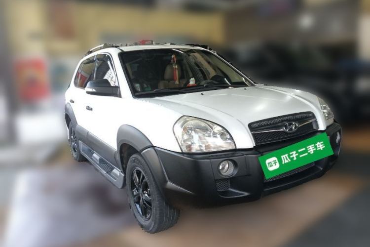 Used Hyundai Tucson 2009 2.0L Manual Two-Wheel Drive Fashion Edition