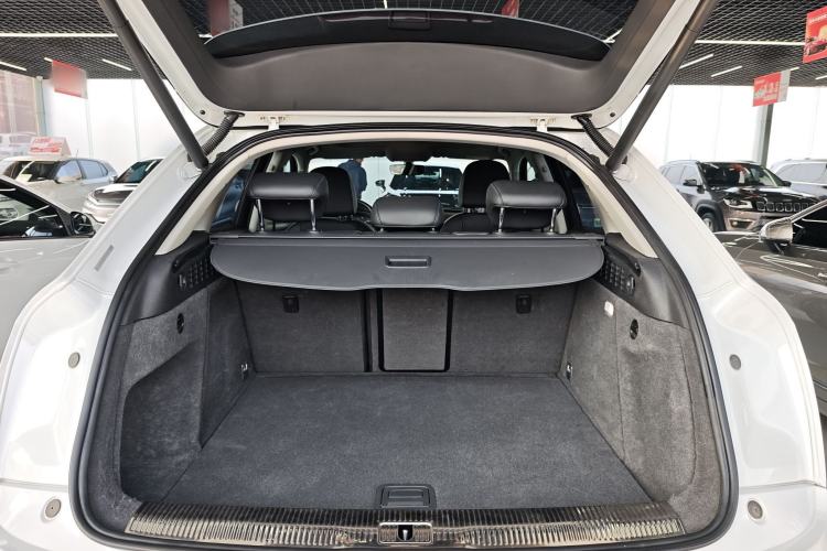 Used Audi Q3 2016 40 TFSI quattro all-wheel-drive sport model
