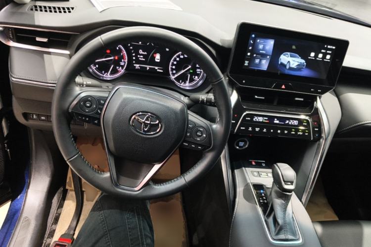 Used Toyota Harrier 2023 2.0L CVT Two-Wheel Drive Entry Version
