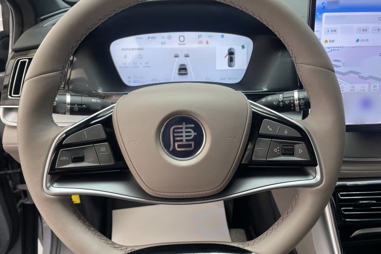 Used BYD Tang New Energy 2025 DM-i 115KM Cloud Ride Flagship Model Steering Wheel