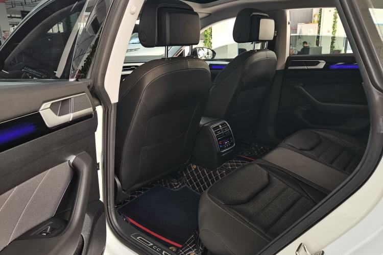 Used Volkswagen FAW-Volkswagen CC 2023 380TSI Striking Edition
