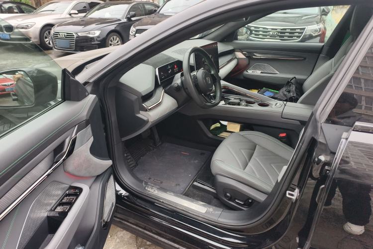 Used Zeekr 001 2023 WE Edition 86 kWh Driver Seat