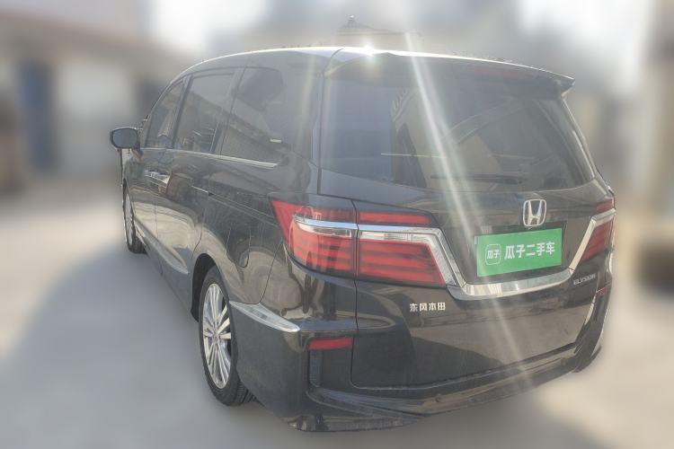 Used Honda Elysion 2016 2.4L Luxury Edition
