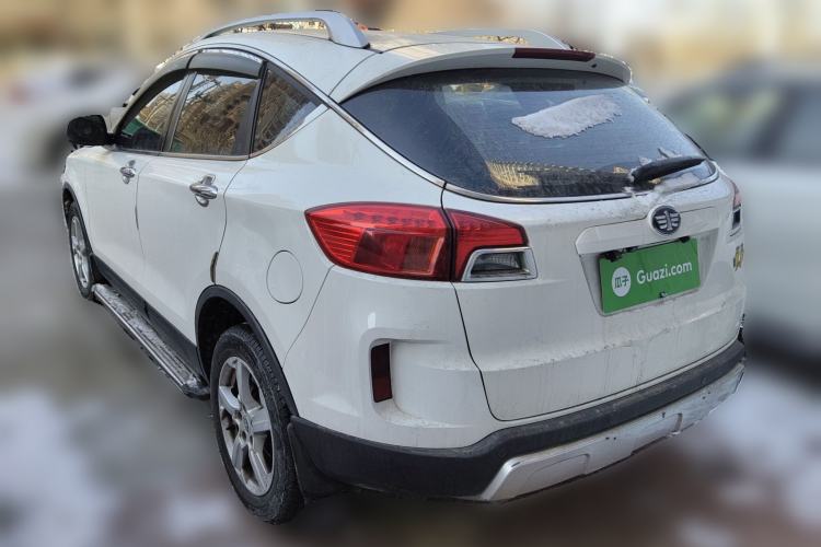 Used Bestune X80 2013 2.0L automatic luxury version