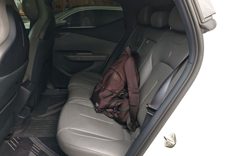 Used Lynk & Co Z20 2025 530 km Range Rear-Wheel Drive Pro Left Rear Seat