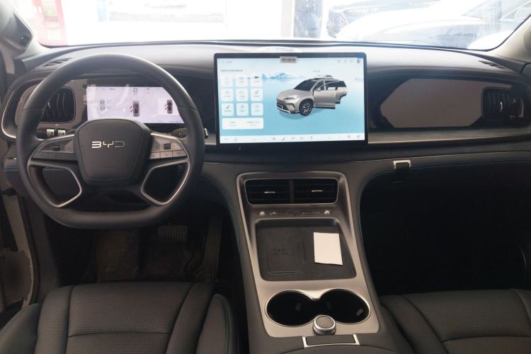 Used BYD Sealion 07 DM-i 2025 150 Flagship+ Edition Interior 2