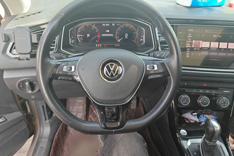 Used Volkswagen T-ROC 2021 280TSI DSG Two-Wheel Drive Comfort Connect Edition Steering Wheel