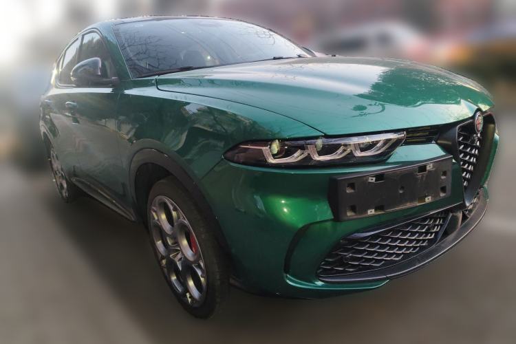 Used Alfa Romeo Tonale 2023 2.0T 268HP AWD Veloce Track Edition
