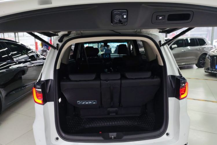 Used Honda Elysion 2022 2.0L eHEV Luxury Edition