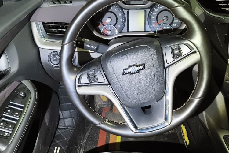 Used Chevrolet Malibu 2018 530T Automatic Luxury Edition Steering Wheel