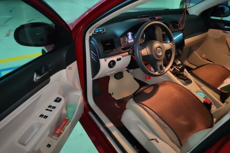 Used Volkswagen Sagitar 2011 1.4 TSI Automatic Luxury Edition
