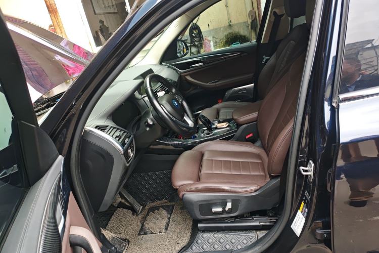 Used BMW iX3 2021 Leading Model
