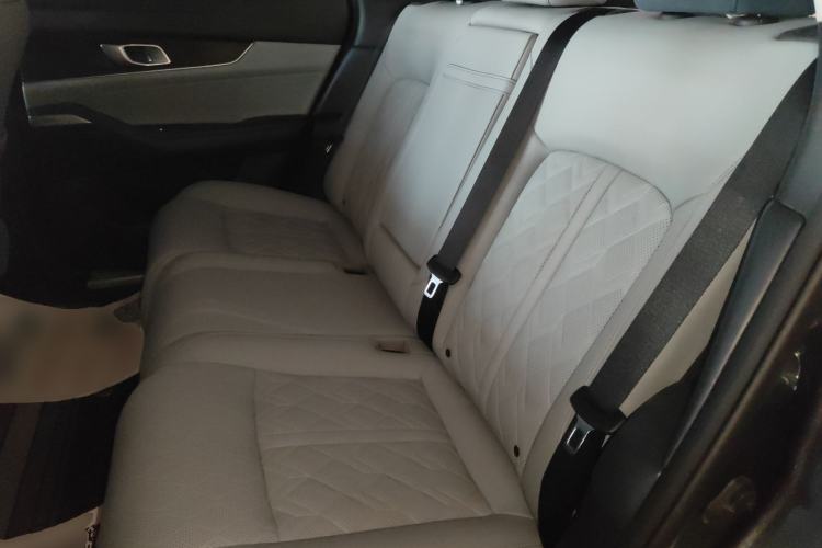 Used Changan UNI-K iDD 2022 Blue Whale iDD 130km 1.5T Excellence Model
