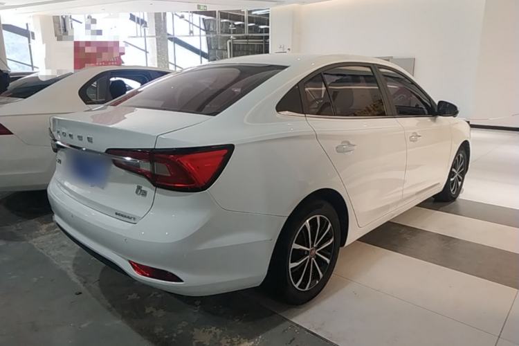 Used Roewe i5 2020 1.5L Automatic 4G Connect Luxury Flagship Edition