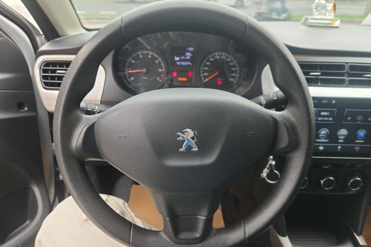 Used Peugeot 301 2018 1.6L Manual Comfort Edition Steering Wheel