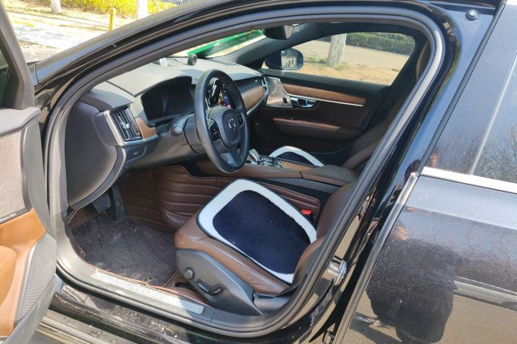 Used Volvo S90 2023 B5 Zhiyi Luxury Edition