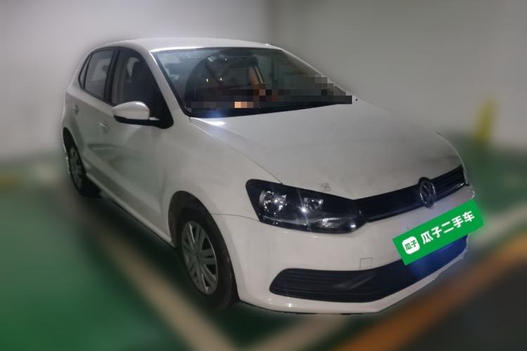 Used Volkswagen Polo 2016 1.4L Automatic Trendy Model Front Right 45 Deg