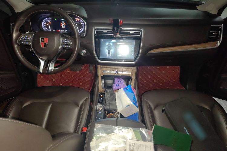 Used Roewe RX8 2019 30T Smart Connectivity Two-Wheel Drive Supreme Flagship Edition
