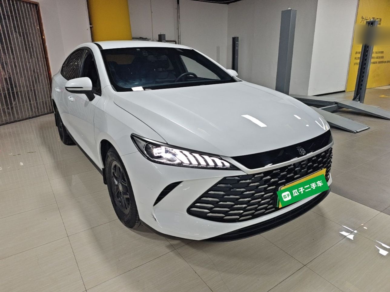 BYD Qin PLUS 2025 DM-i Smart Drive 55KM Leading Model — снимка 3