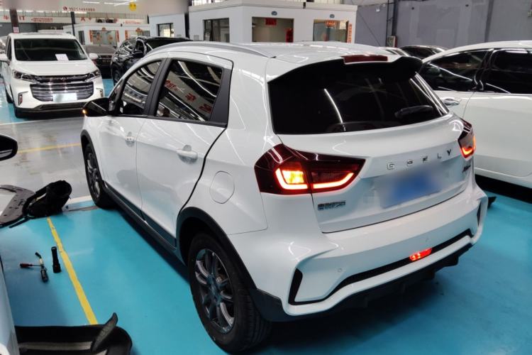 Used Geely Auto Vision X3 2021 PRO 1.5L CVT Deluxe Model