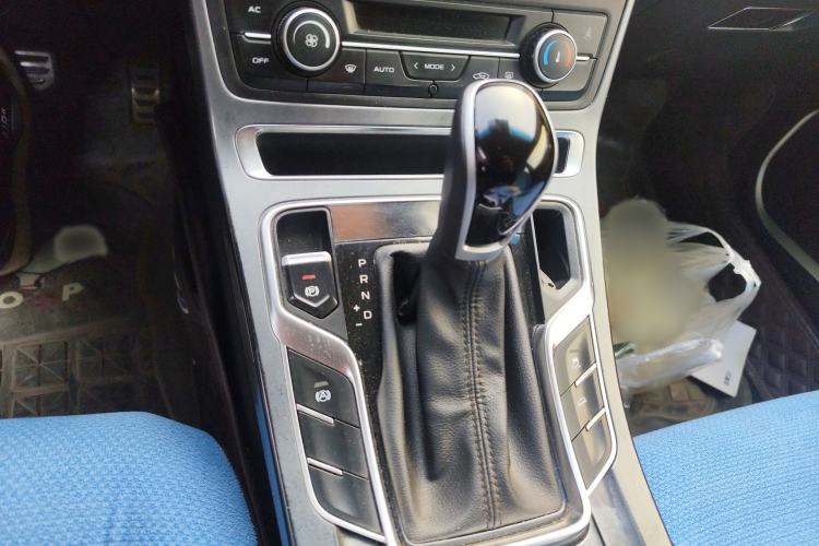 Used Geely Auto Vision S1 2018 1.5L CVT FENGXING Model
