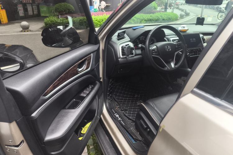 Used Honda UR-V 2017 370TURBO 2WD Prestige Edition China V Driver Seat
