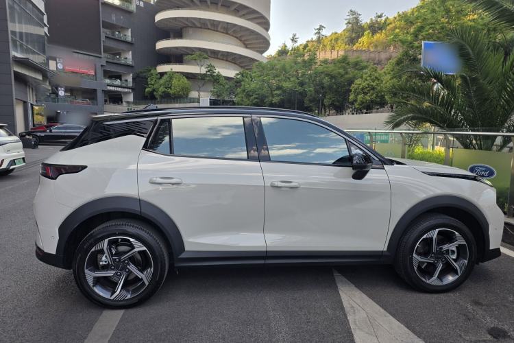 Used Lynk & Co 06 2025 Renew 1.5T Halo Exterior 11