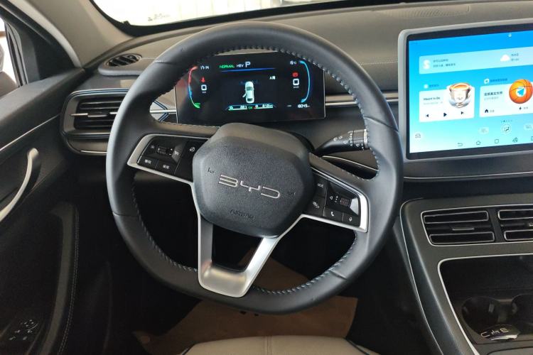 Used BYD Destroyer 05 2024 HONOR Edition DM-i 55KM Luxury Model Steering Wheel