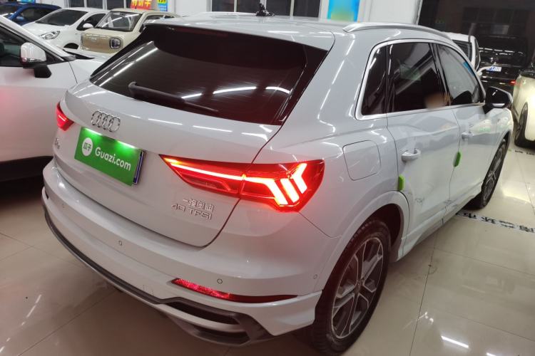 Used Audi Q3 2021 40 TFSI Fashion Dynamic Model